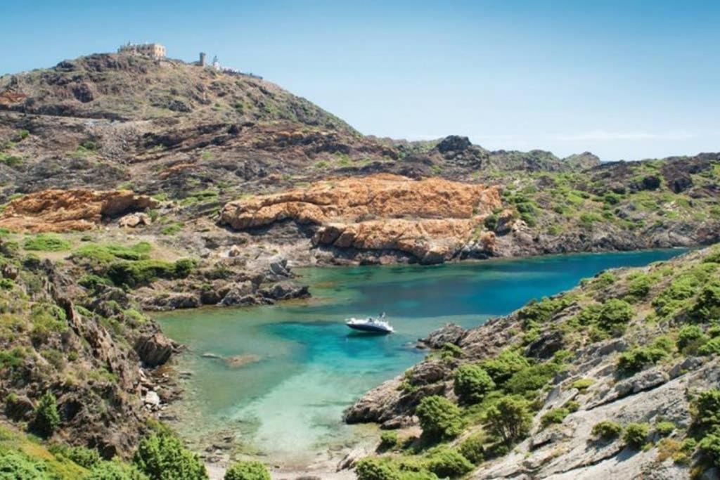 Apartamento Con Jardincito En El Centro De Cadaqués Kültér fotó